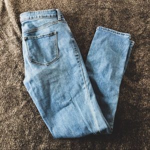 NWOT OLD NAVY POWER SLIM STRAIGHT